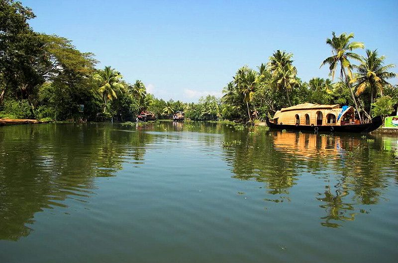 HouseBoats in Kerala Backwaters